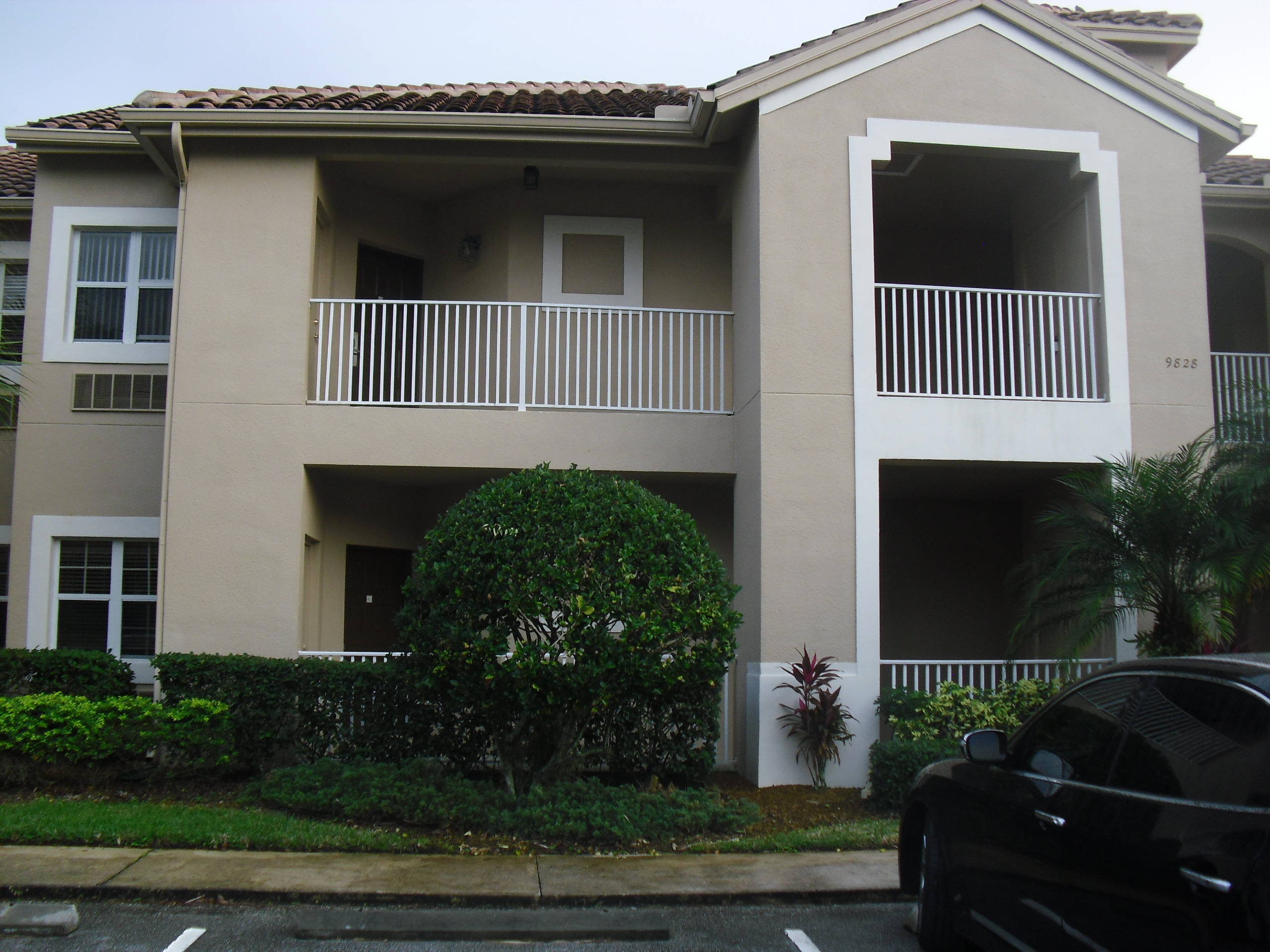 Condos and Townhomes For Sale in St. Lucie, FL